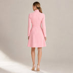 Robe mini élégante ceinturée à col montant et manches longues pour femmes