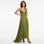 Robe maxi plissée à col halter en dentelle élégante pour femmes