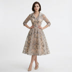 Robe midi A-Line en tulle floral brodé pour femmes