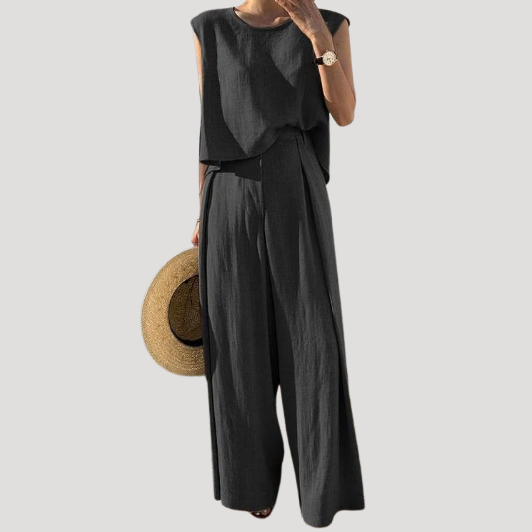 Sleeveless top and wide-leg pants set in black