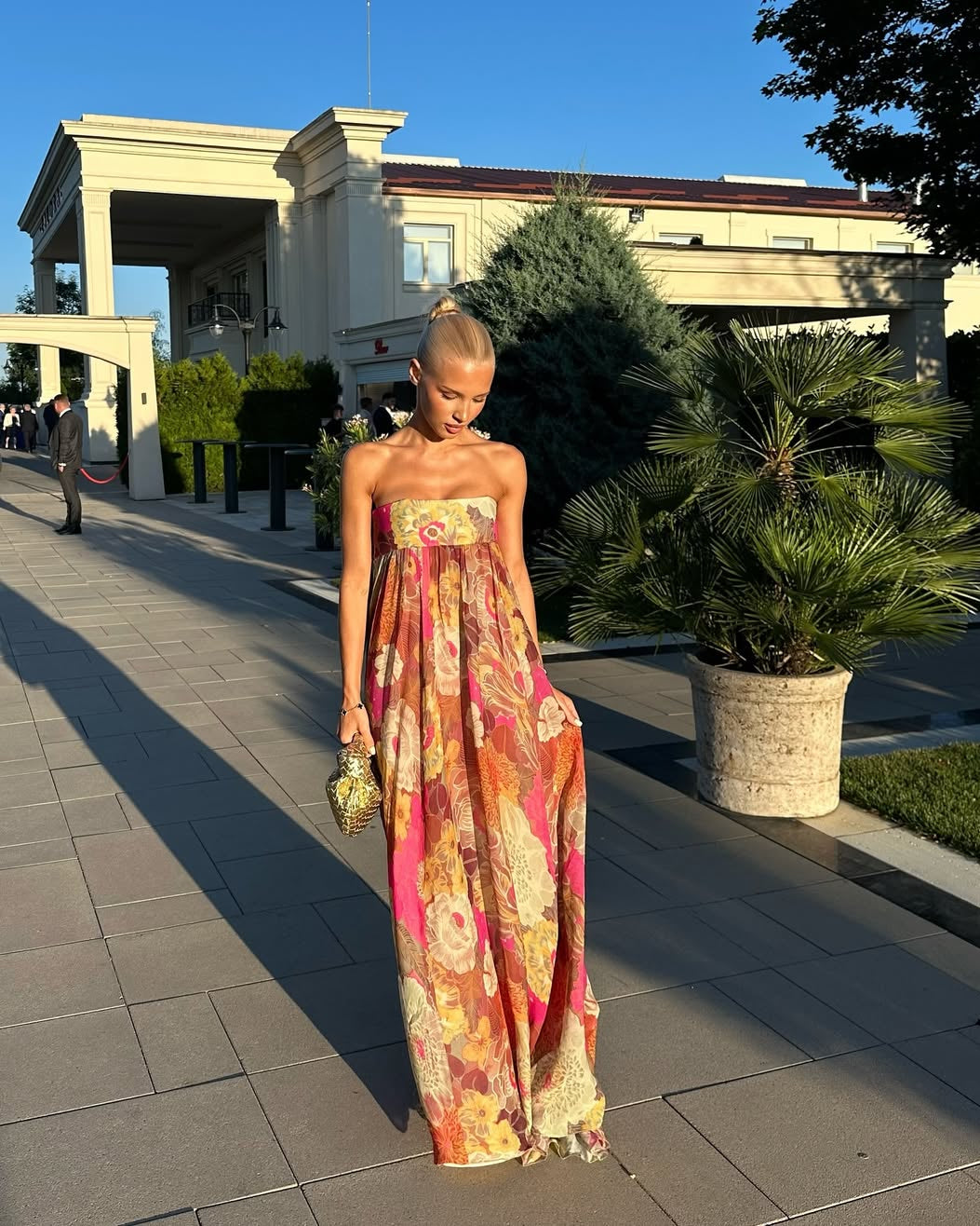 Floral strapless maxi dress multicolor pleated silhouette, flowing summer style
