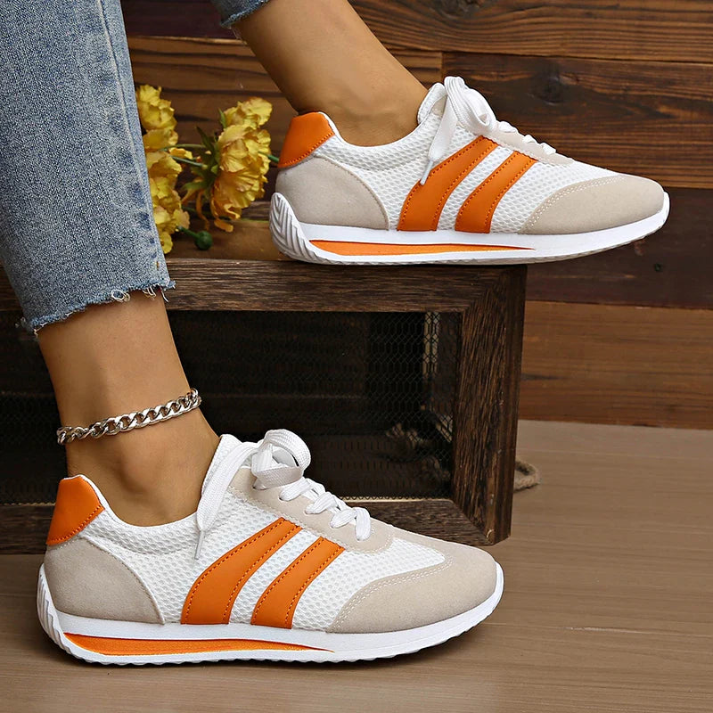 Mesh sneakers sole detail