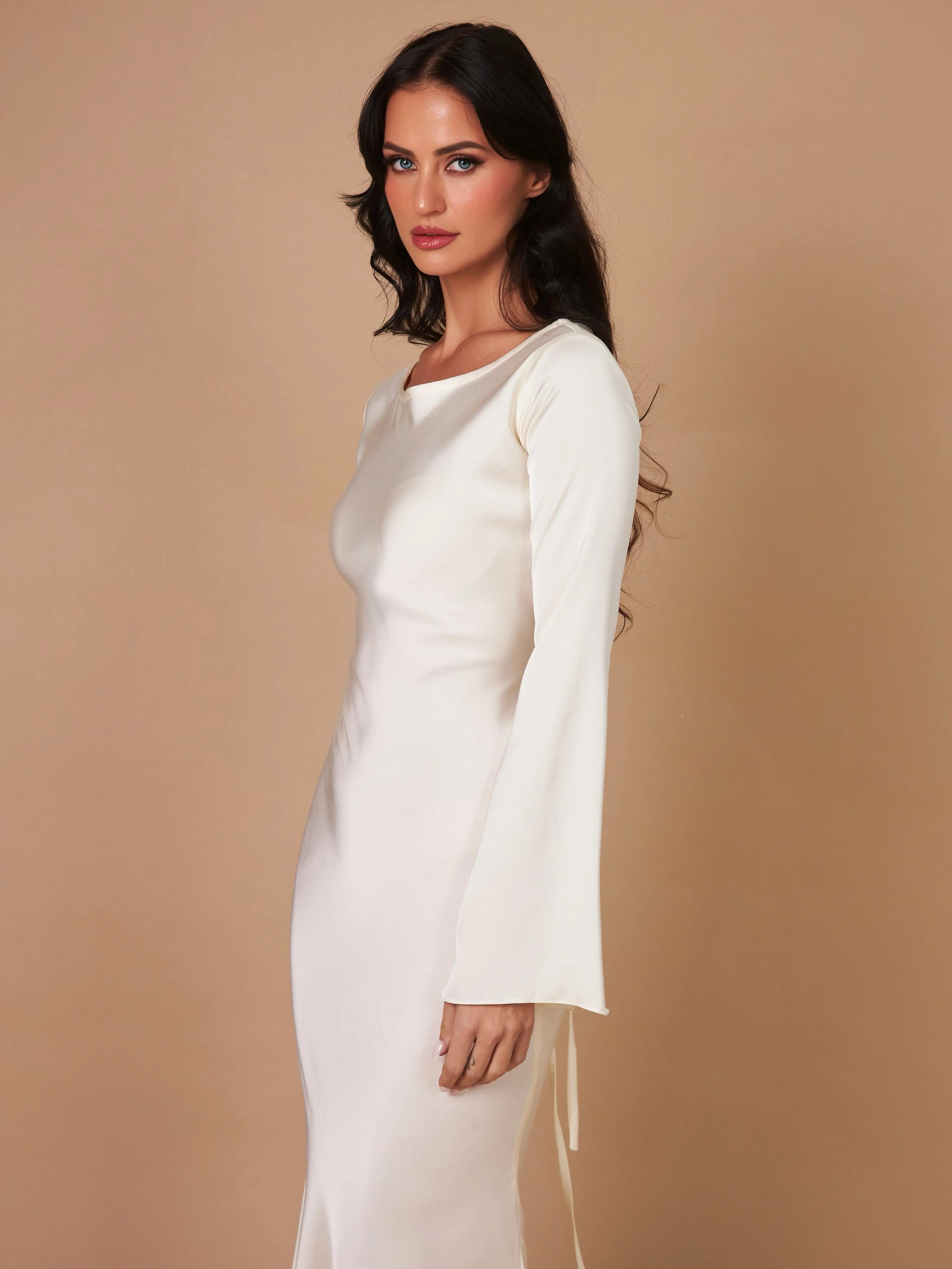 Long Sleeve Fitted Maxi Dress for Wedding Guests